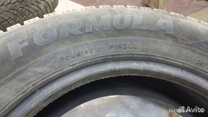Pirelli Formula Ice 225/60 R17