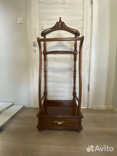 Вешалка напольная