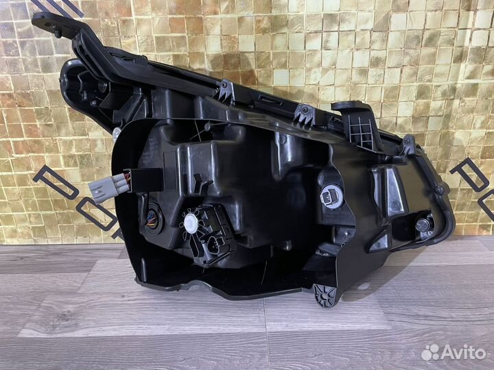 Isuzu D-Max 2018-2019 Фара передняя левая LED