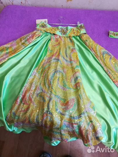 Танцевальный костюм женский