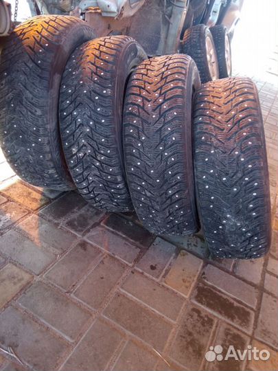 Nokian Tyres Hakkapeliitta 8 185/65 R15