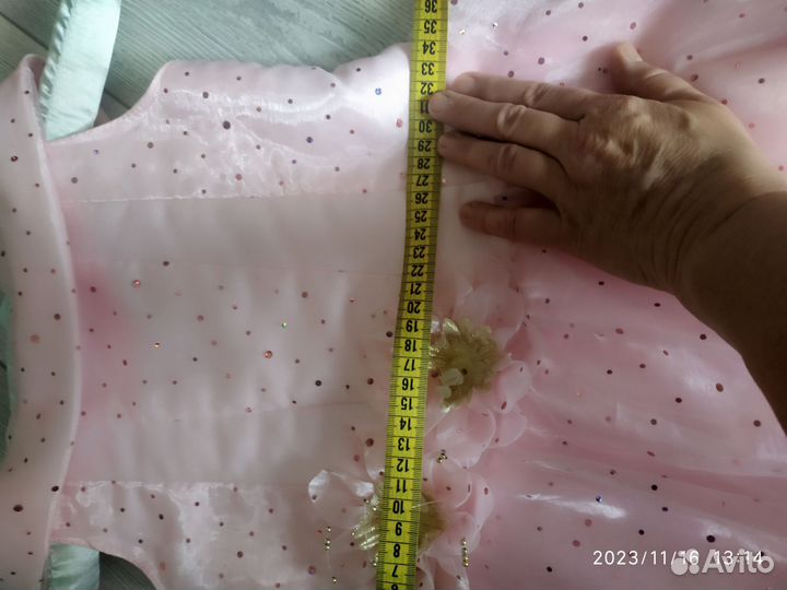 Нарядное платье для девочки