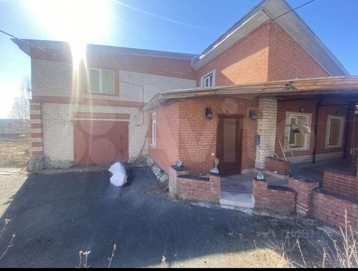 Дом 100 м² на участке 8 сот.