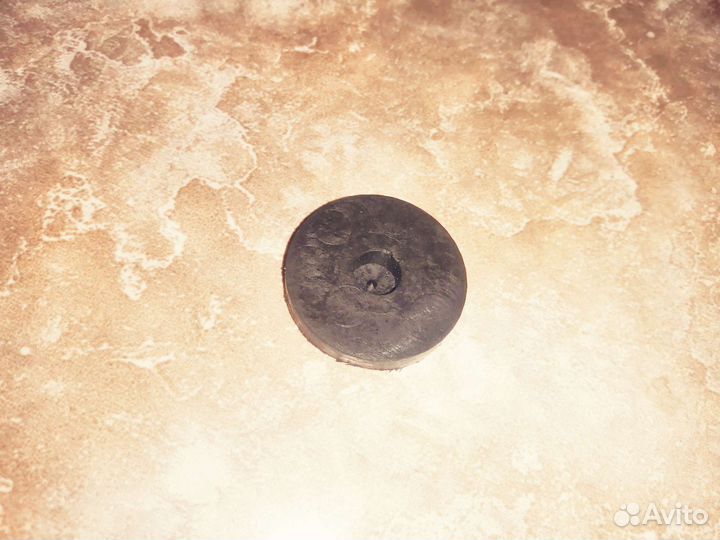 Резинка - прокладка болта крепления бака Урал