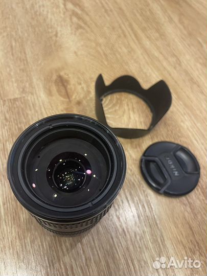 Объектив Nikon 18-200mm f/3.5-5.6 nikkor