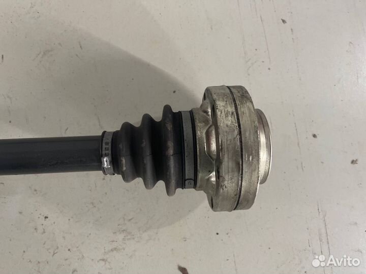 Привод задний Bmw E63 N62B48 2008