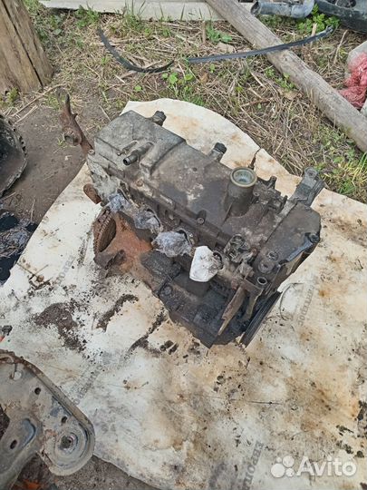 Мотор Логан