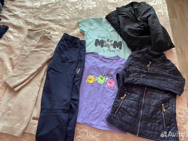 Отдам бесплатно женские вещи пакетом