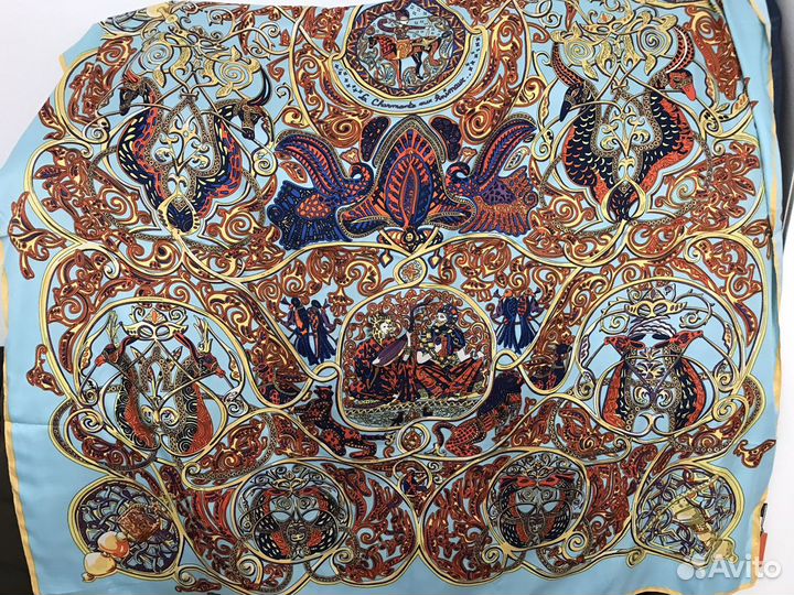 Продам платок Hermes, оригинал, новый