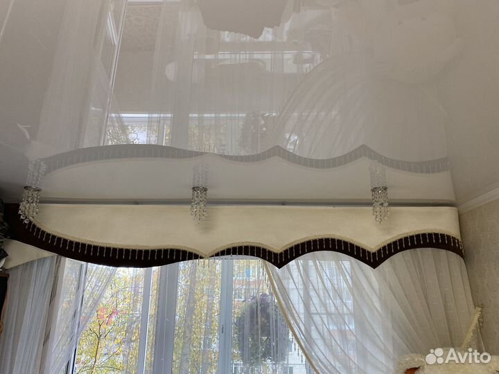 Ламбрекены на 2 окна,цена за оба