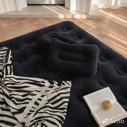 Матрац надувной с подушками в ассортименте