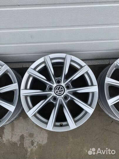 Литые диски VAG Volkswagen Tiguan R 16