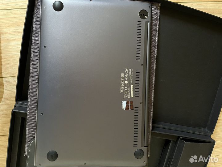 Ноутбук asus taichi 21