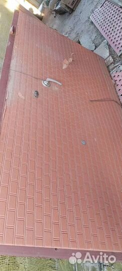 Железная металлическая дверь бу