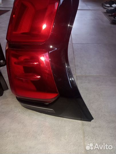 Фары на toyota prado 150