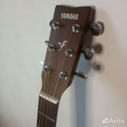 Классическая гитара yamaha