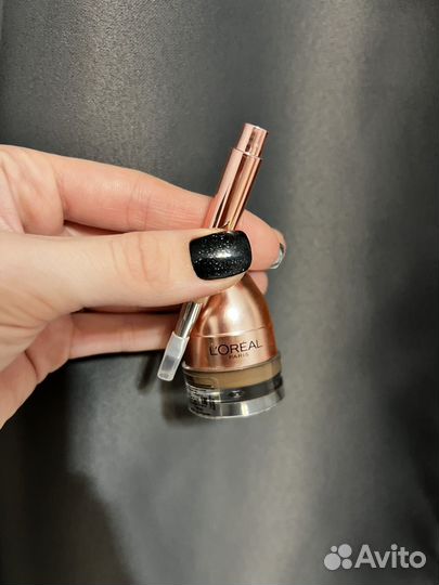 Помадка для бровей