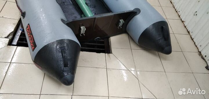 Надувная лодка