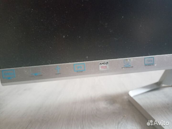 Сломанный монитор