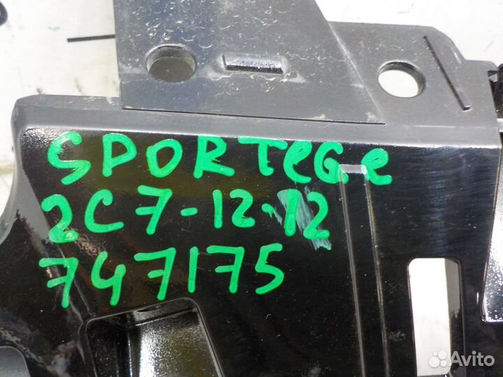 Б/У Б/У Решетка радиатора Kia Sportage 2016