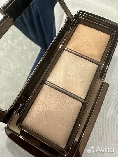 Hourglass палетка пудр