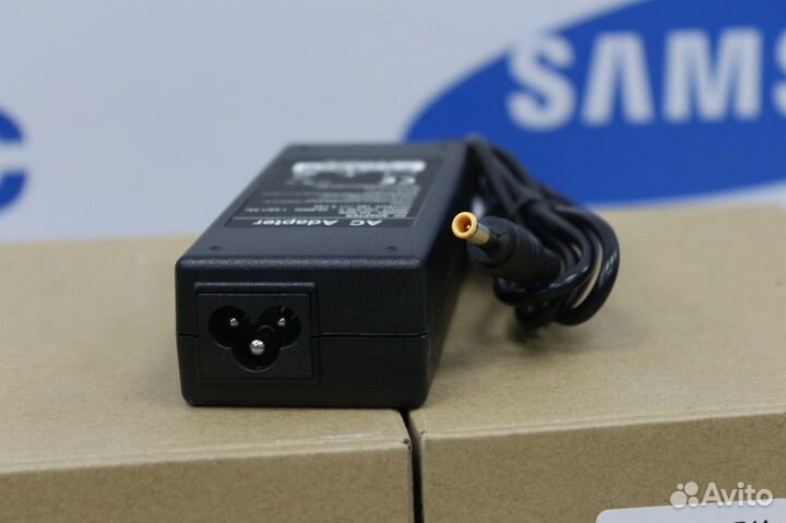 Зарядное устройство Samsung 19V 4.74A 5.5*3.0