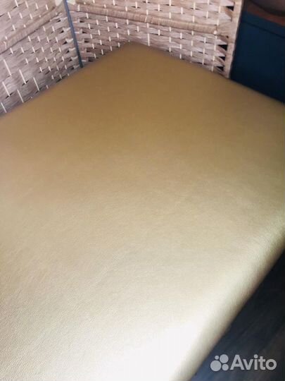 Кушетка для наращивания ресниц