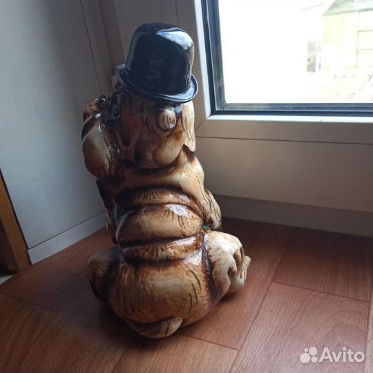 Керамические бутылки для винных напитков