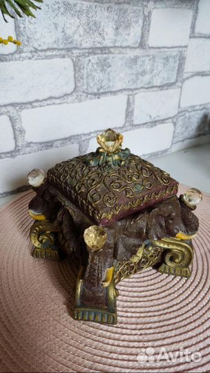 Шкатулка Слоны