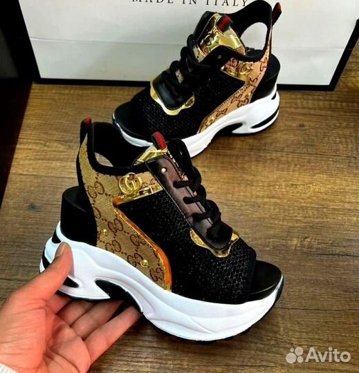 Кроссовки женские турция