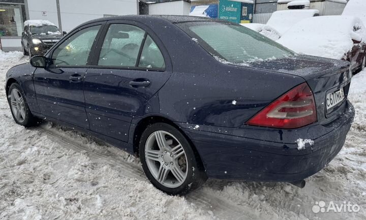 Mercedes-Benz C-класс 1.8 МТ, 2003, 199 878 км