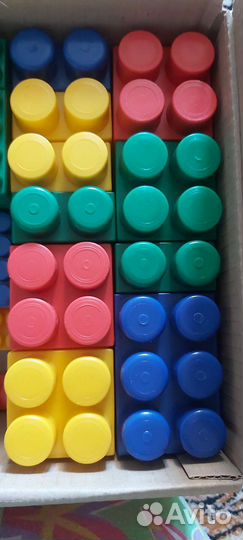 Детские кубики стена