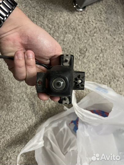 Камера с кроштейном