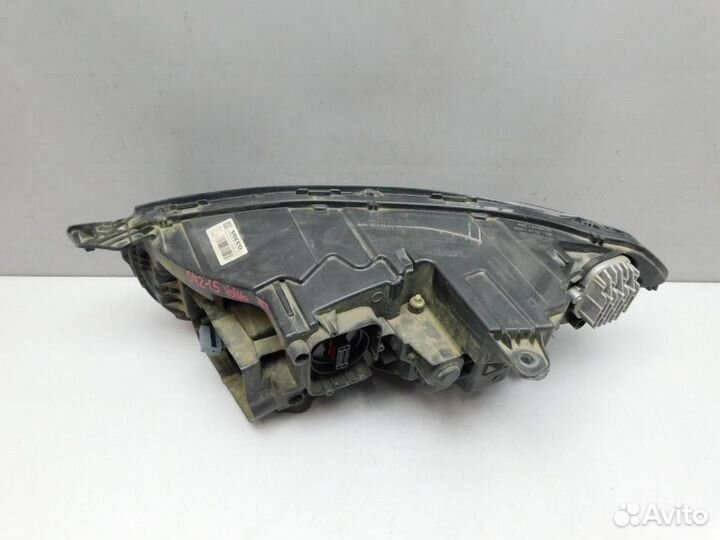 Фара правая Volvo XC90