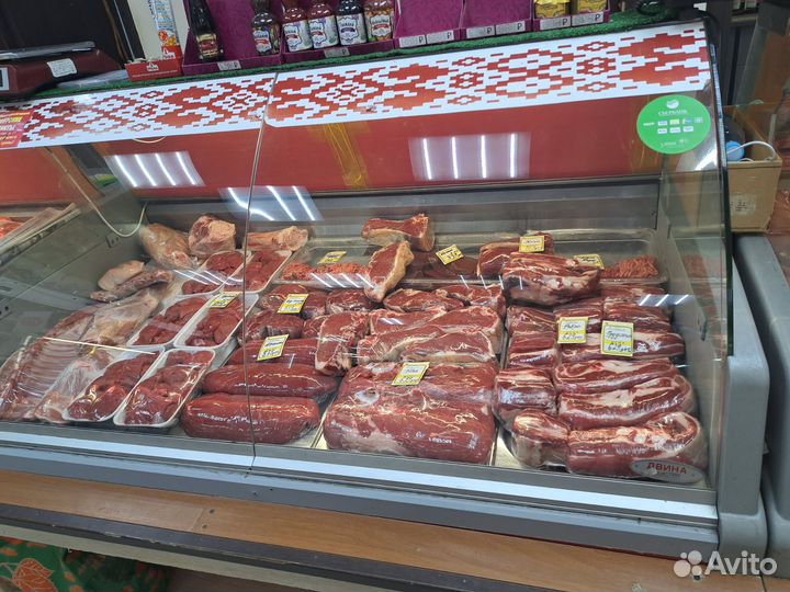 Мясной отдел, живая рыба