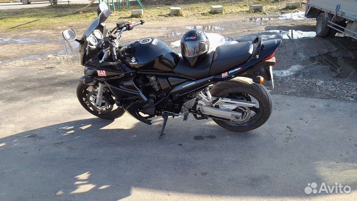 Suzuki bandit 1200s