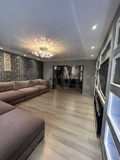 3-к. квартира, 136,1 м², 2/9 эт.