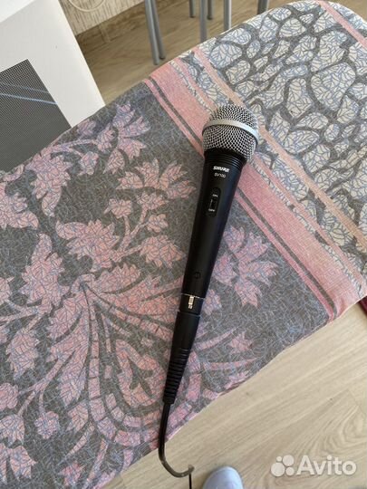 Микрофон Shure SV100
