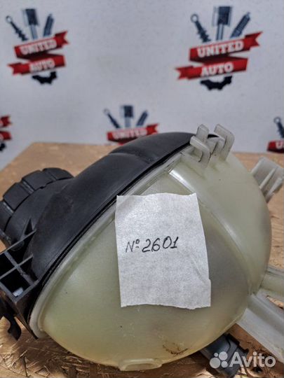 Бачок расширительный Mercedes C W204 OM651 2010