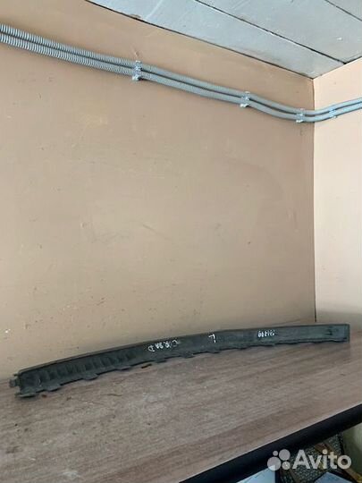 Спойлер переднего бампера левый Corsa D