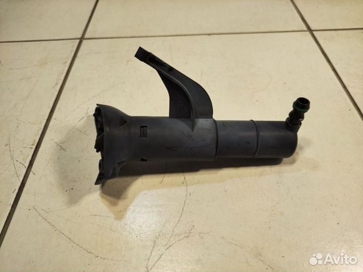 Форсунка омывателя фары Volkswagen Touareg 2 NF 7P