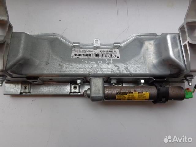 Подушка безопасности нижняя (для колен) Mercedes-B