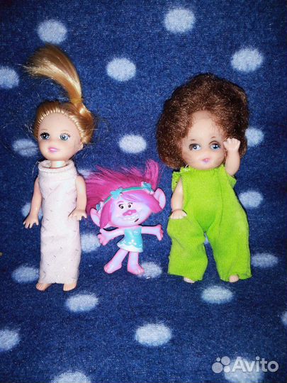 Семья с домом