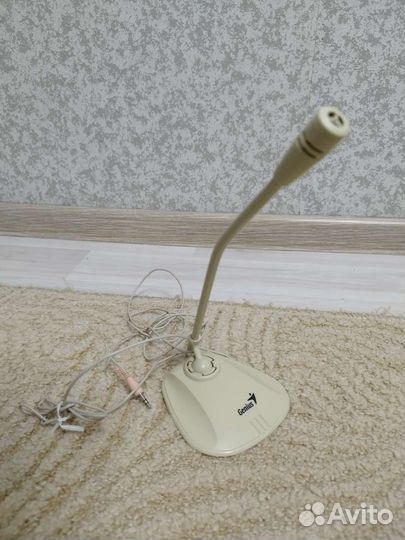 Микрофон Genius