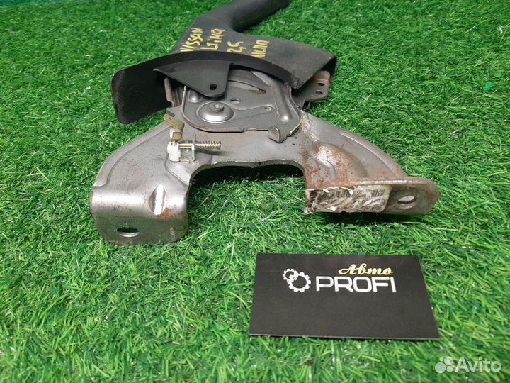 В наличии: Ручник на Nissan Altima 3