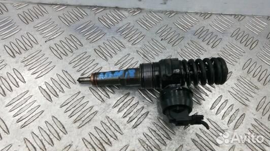 Форсунка дизельная skoda octavia A5 (XBN18AL04)