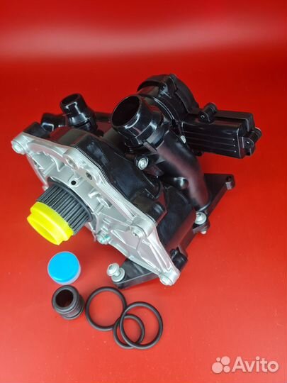 Алюминиевая помпа с термостатом 1.8 2.0 EA888 Gen3