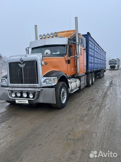 International 9900i, 2003