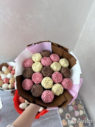 Букеты из клубники в шоколаде, шоколадные цветы