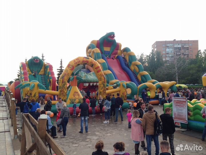 Батут надувной на праздник. Аренда аттракционов на